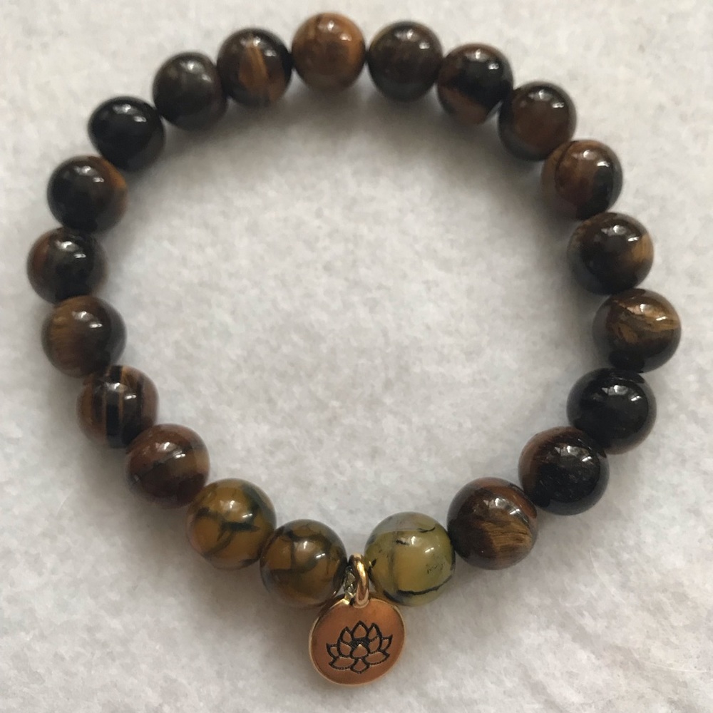 Dragon Veined Beads bracelet with Gold Lotus Charm